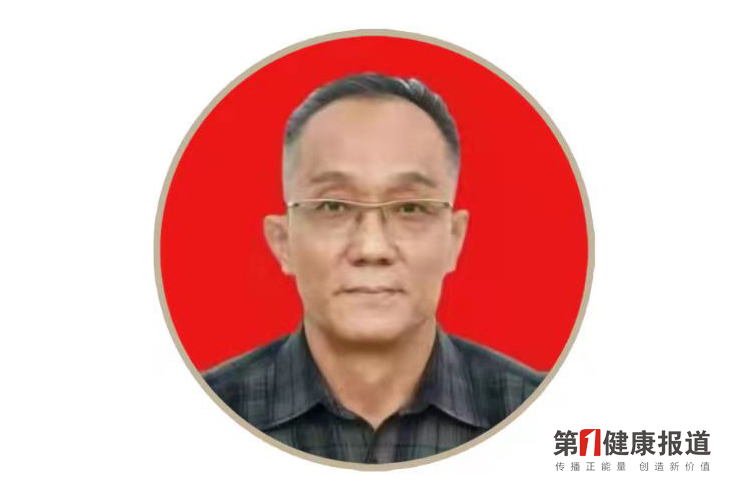 王秉明中医师30年深耕农牧区获颁健康宣