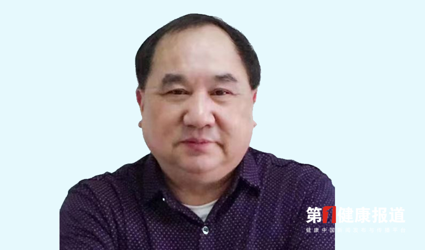 伍楚支企盼中医生生不息获颁健康宣传大使