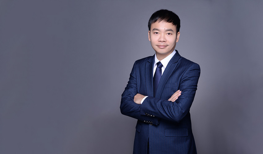 以全生命周期视角重视“关注普遍的眼健康”