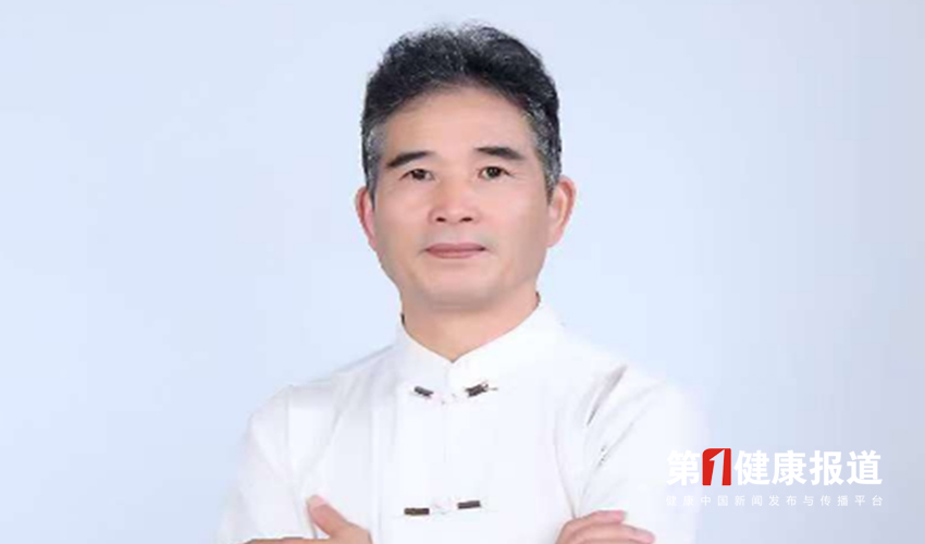 刘翻过中医思维创立刘氏千金针灸疗法获颁健康宣传大使