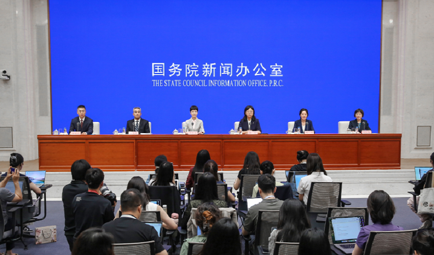 国家卫健委：8月31日前各地全面开放育儿补贴的申领