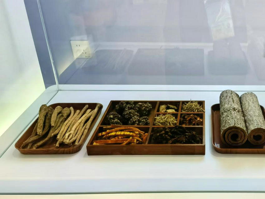 1756697897758295.jpg 20250831e902d3a041cb45eda1fdc97ca5806a86_e3e6f34cb55c4973853d14102af32f8d.jpg