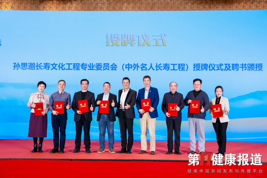 1766717128238119.jpg 1763020302524909.jpg