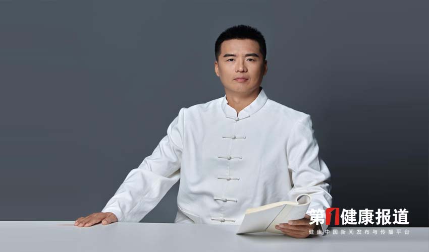 刘京道独创真气冥想养生体系惠及众人获颁健康宣传大使